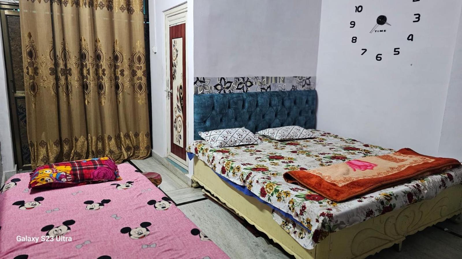Aparna Niwas Home Stay Family Friendly Váránasí Exteriér fotografie